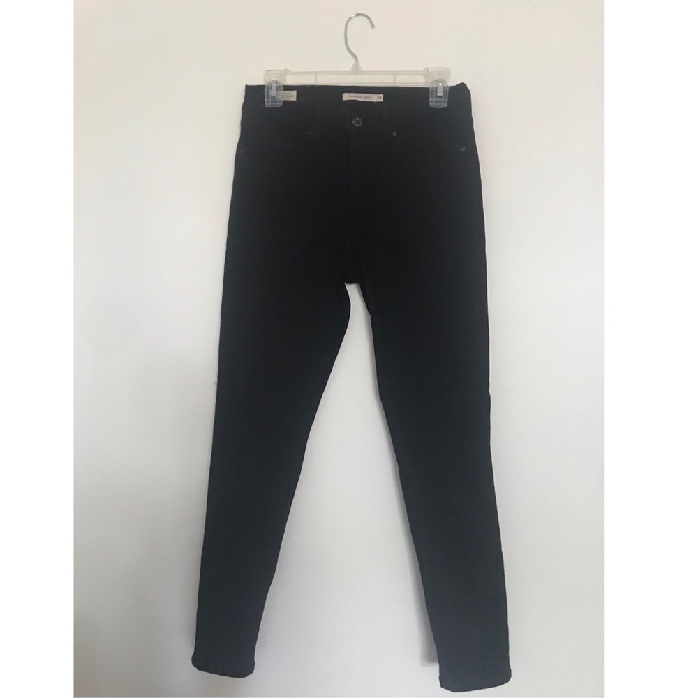 Levi’s 721 High Rise Skinny black denim size 28